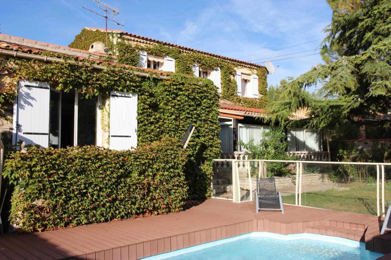 Maison D'Hote Villa Monique Cuges-les-Pins Εξωτερικό φωτογραφία